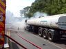 Scania do Paraguai pega fogo na BR 282