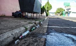 VÍDEO: PM intensificará ação em local onde lixo é deixado em calçada