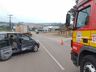 Colisão envolvendo caminhão e carro deixa idosa ferida