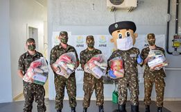 Para marcar Dia do Exército, 14º RC Mec realiza campanha em SMO