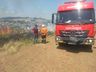 Bombeiros combatem incêndio em vegetação em SJCedro