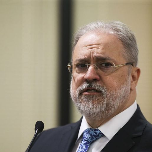 Procurador pede que STF suspenda parte do indulto natalino assinado por Bolsonaro