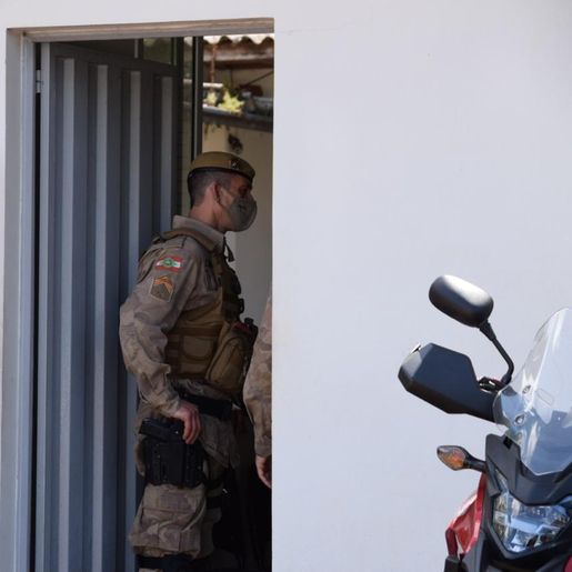 PM prende suspeito de tráfico de drogas em São Miguel do Oeste 