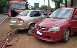 Colisão entre dois carros deixa duas mulheres feridas na SC-163 em Iporã do Oeste