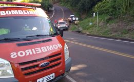 Acidente entre carro e moto deixa dois feridos em Itapiranga