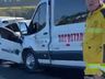 Van da Saúde de Palma Sola se envolve em grave acidente na BR-282
