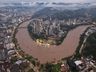Mais de 70 cidades foram afetadas pelas chuvas e 28 decretaram emergência em SC