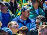 Imagens: Manifestantes pedem intervenção Federal em frente ao 14ºRCMec