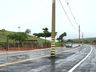 Estrada no Espirito Santo é inaugurada com postes no meio da pista