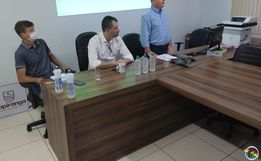 OUÇA: Secretário de Agricultura avalia estiagem em visita a Itapiranga