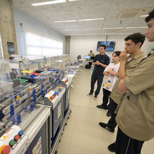 Vagas para jovem aprendiz crescem quase 35% em Santa Catarina em 2025