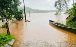 Cheia do Rio Uruguai volta a criar transtornos em Itapiranga