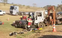Morador de São Miguel do Oeste e seu filho morrem em grave acidente no MS 