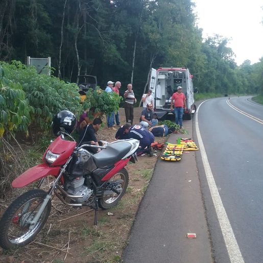 Colisão envolvendo caminhão de São José do Cedro deixa dois feridos 