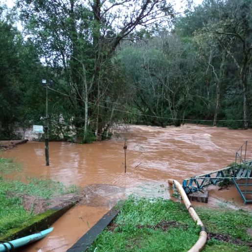 Chuva gera prejuízos no sistema de captação de água de São José do Cedro