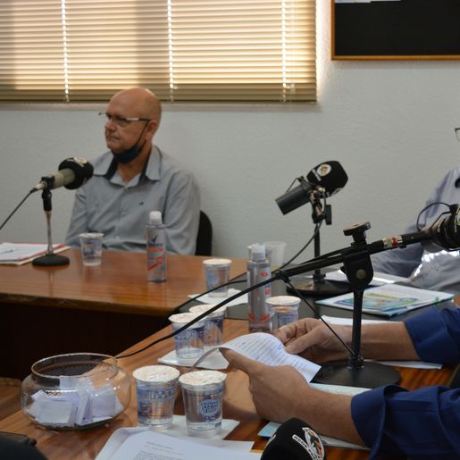 Candidatos a prefeito de São Bernardino apresentam propostas na Rádio Atalaia 