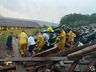 VÍDEO: Galpão desaba e trabalhador fica ferido no interior de Itapiranga