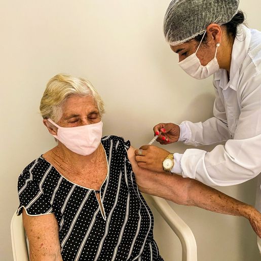 São Miguel do Oeste vai oferecer 4ª dose da vacina contra a Covid para idosos
