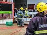 Simulado de evacuação e acidente de trânsito mobiliza Bombeiros e PM; vídeo