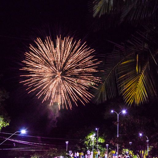 FOTOS: confira como foi o Réveillon em São Miguel do Oeste