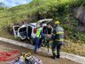 Condutor desvia de animal, sai da pista e se choca em pedras na BR-282