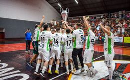 É CAMPEÃO: São Miguel Futsal derrota Luzerna e conquista título da Série Prata 