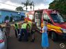 Colisão entre carro e moto deixa mulher ferida em frente à prefeitura