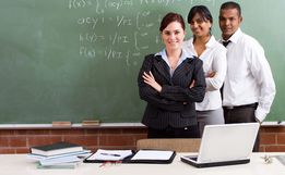 Seletivo da Prefeitura oferece vaga para professor de Português e de Matemática