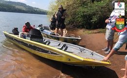 PMA apreende materiais e autua infrator 