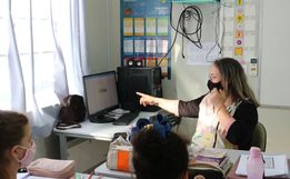Escolas da rede municipal recebem investimentos em tecnologia com novos computadores