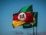 Depois de 87 anos, PSOL e PT acusam hino do RS de racismo