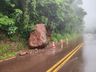 Deslizamento gera alerta para motoristas na ITG-070 em Itapiranga