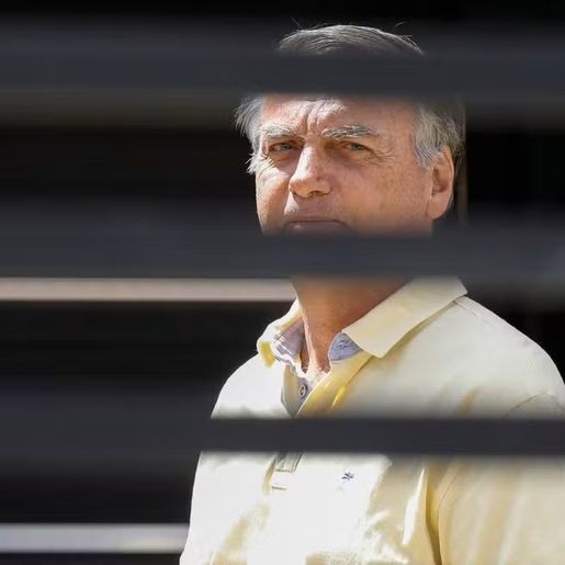 Moraes autoriza Bolsonaro a realizar procedimento médico