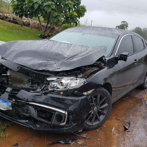 Mulher fica ferida em colisão frontal na SC-163, em São João do Oeste