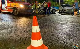Colisão entre dois carros deixa mulher ferida em SMOeste 