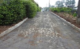 Linha Cruzinhas recebe calçamento em todas as vias