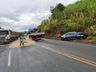 Condutora fica ferida em acidente entre carro e caminhão na SC-157