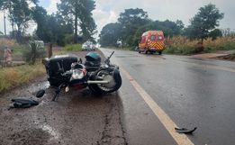 Colisão entre moto e carro deixa homem ferido na SC 163, em Iporã do Oeste