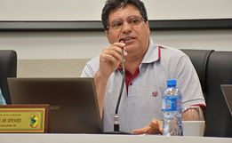 Vereador cobra informações sobre cancelamento de contratos de estagiários