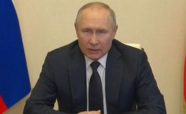 'A operação especial ocorre como esperado', diz Putin