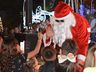 Entrega de cestinhas de natal marca fim da programação do Natal Encantado em Campo Erê