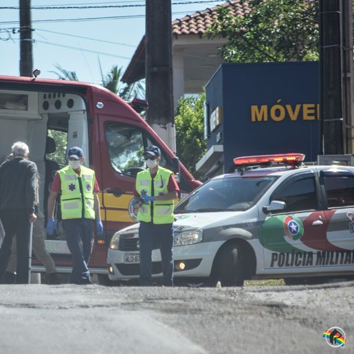 SMO: Colisão entre carro e caminhão mobiliza PM e Bombeiros