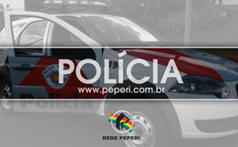 Homem tenta matar padrasto com garfo de cozinha no Oeste