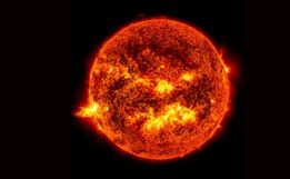 Tempestade solar violenta pode “derrubar” internet por semanas, a partir de 2024