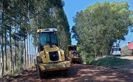 Prefeitura de Anchieta investe mais de R$100 mil em recuperação de estrada