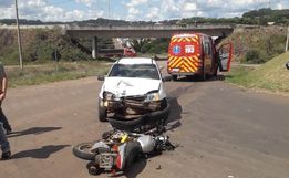 Colisão frontal deixa homem ferido em São José do Cedro