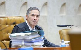 ‘Nosso papel é impedir volta ao passado’, afirma Barroso em defesa da democracia