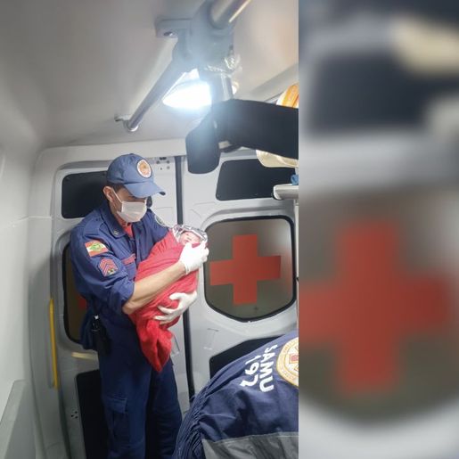 Bebê nasce em frente ao batalhão do Corpo de Bombeiros em Chapecó