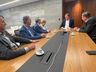 Prefeito e comitiva de SMO se reúnem com presidência da Fiesc 