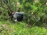 Veículo sai da pista após condutor tentar desviar buraco na BR-163